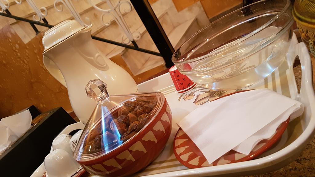 Al Majd Hotel เอบรี ภายนอก รูปภาพ
