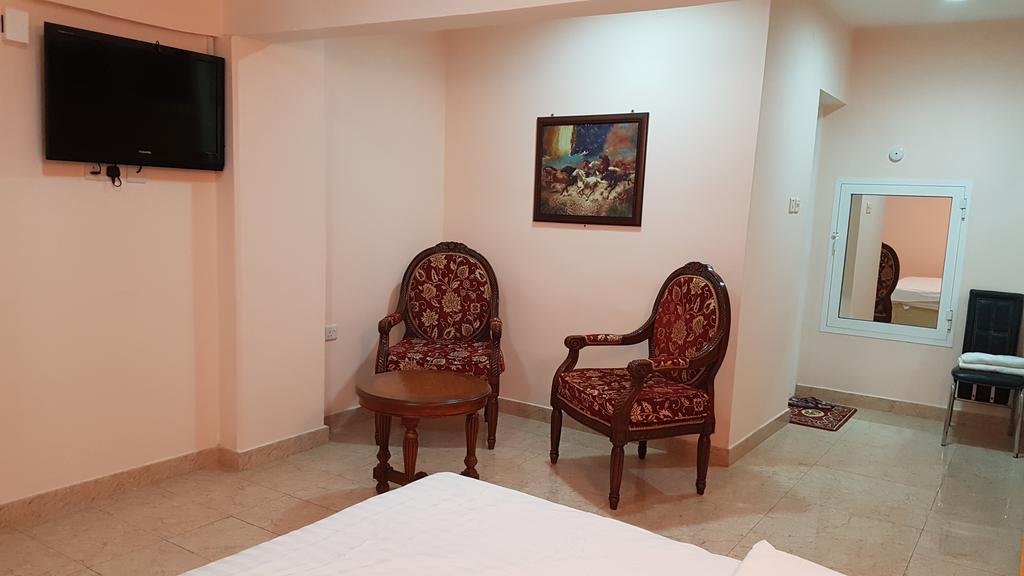 Al Majd Hotel เอบรี ภายนอก รูปภาพ