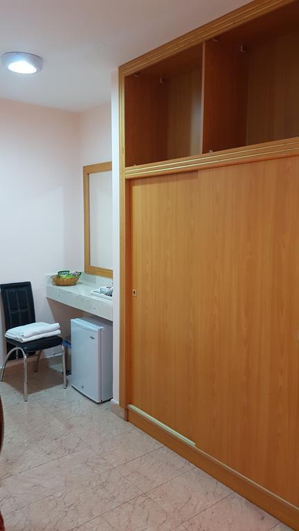 Al Majd Hotel เอบรี ภายนอก รูปภาพ